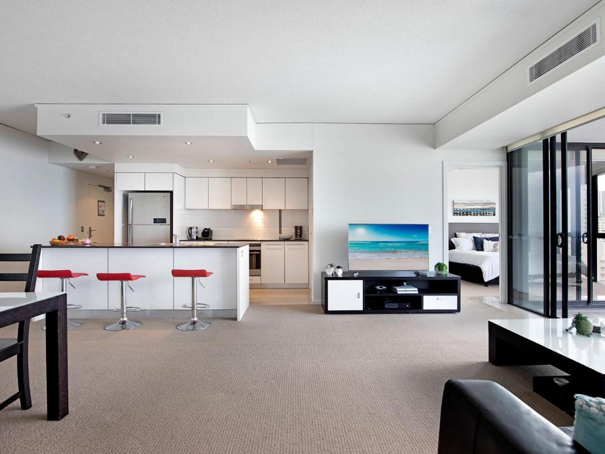 Modern 2 Bedroom Apartment in Sierra Grand Gold Coast Exterior foto