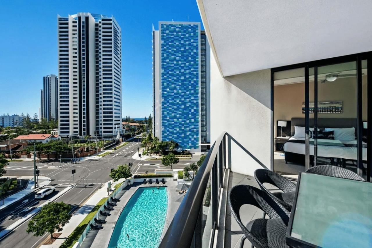 Modern 2 Bedroom Apartment in Sierra Grand Gold Coast Exterior foto